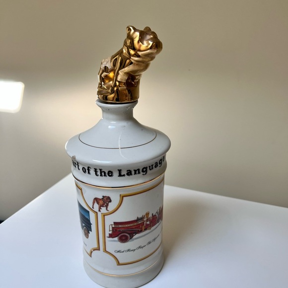 Mack Trucks Vintage Ceramic Wild Turkey Decanter with Gold Bulldog Topper - Picture 9 of 15